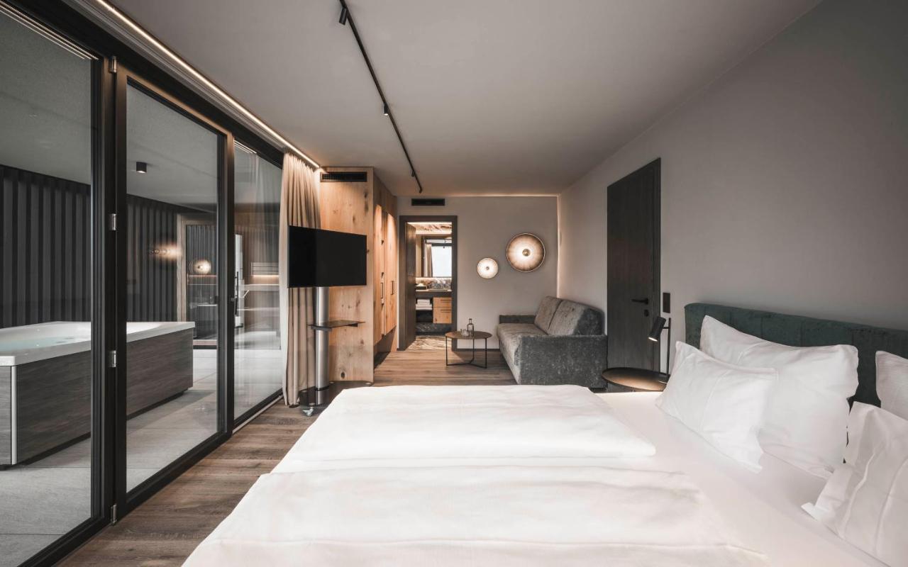 Somvita Suites Tirolo Exterior photo