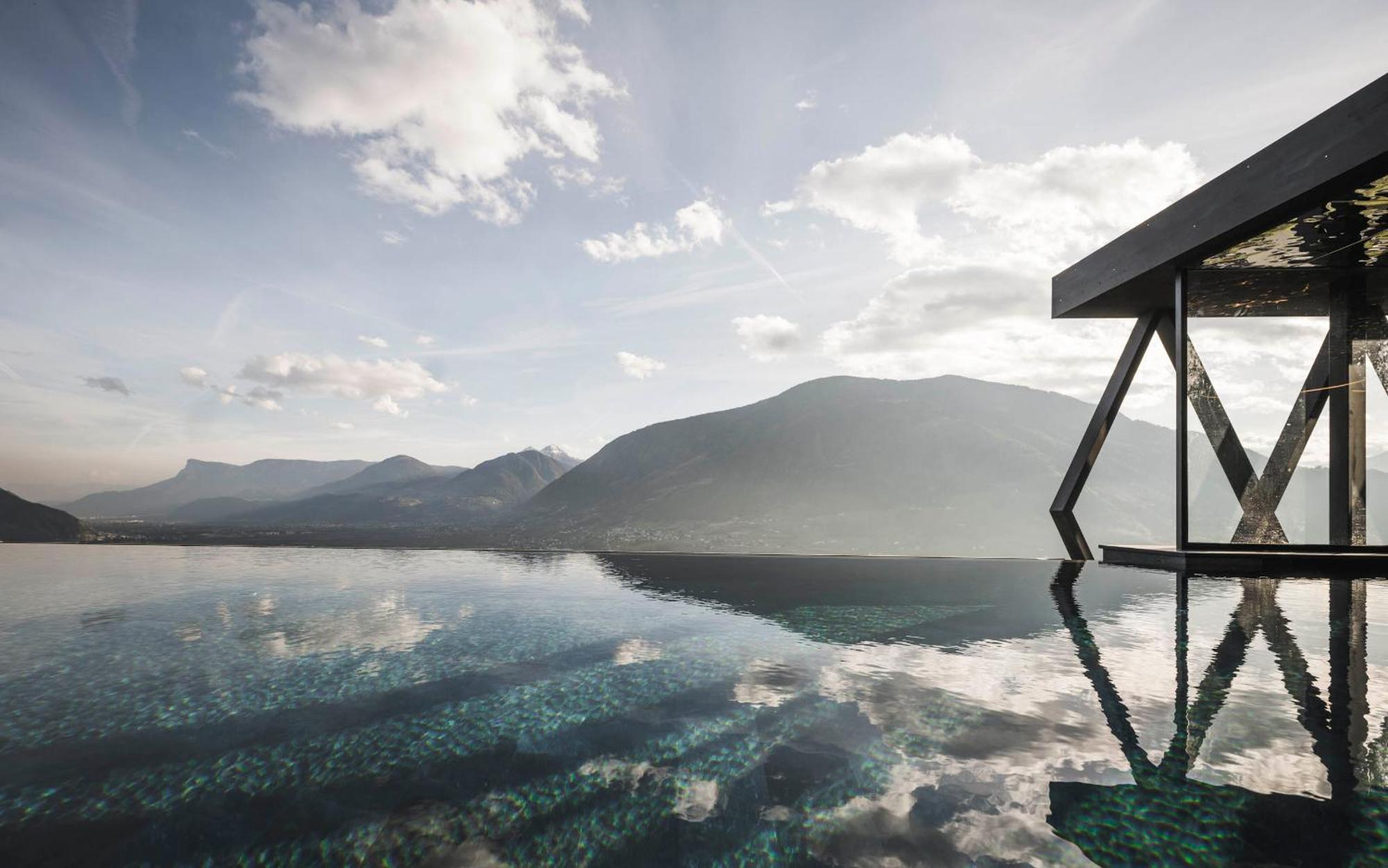 Somvita Suites Tirolo Exterior photo